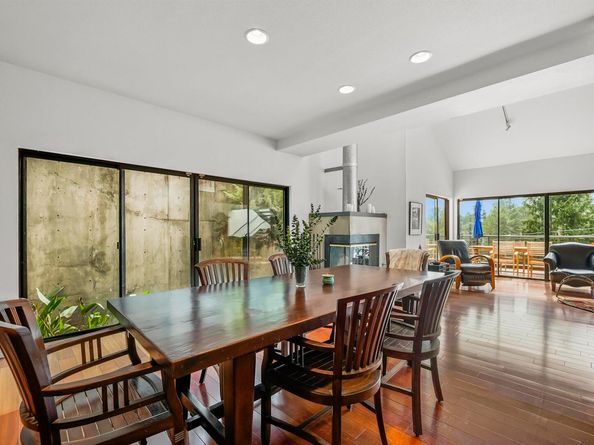 1822 Arrowhead Dr, Oakland CA 94611