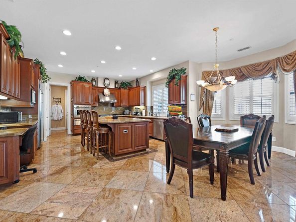 6013 Kingsmill Ter, Dublin CA 94568
