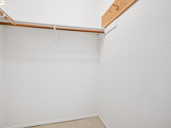 325 Vernon St 103, Oakland CA 94610