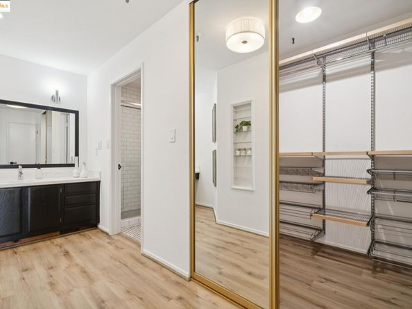 325 Vernon St 103, Oakland CA 94610