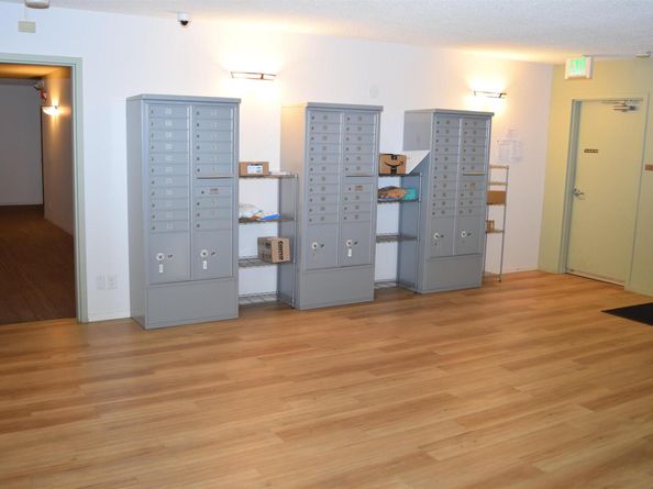 955 Shorepoint Ct 110, Alameda CA 94501