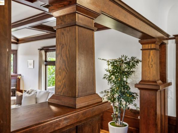 130 Fairmount Ave, Oakland CA 94611