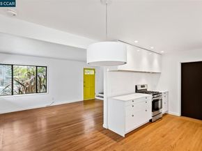 905 61St St, Oakland CA 94608