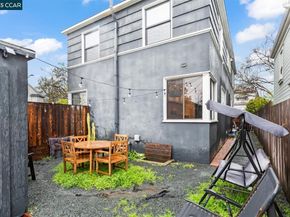 905 61St St, Oakland CA 94608