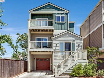 200 Valletta Ln