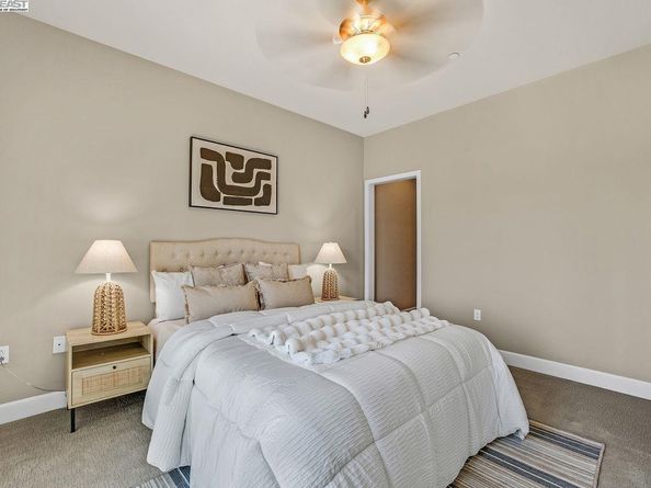 200 Valletta Ln, Pleasanton CA 94566
