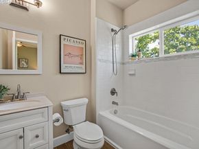 200 Valletta Ln, Pleasanton CA 94566