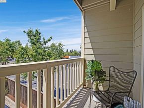 200 Valletta Ln, Pleasanton CA 94566