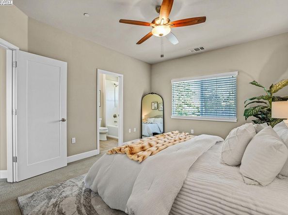 200 Valletta Ln, Pleasanton CA 94566