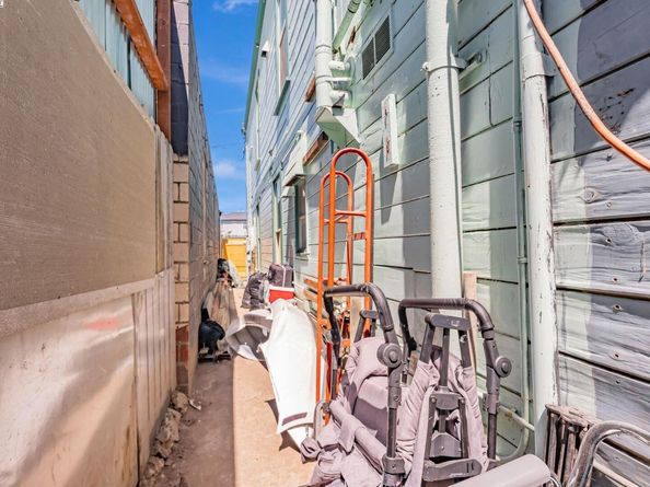 1706-1704 Center St, Oakland CA 94607