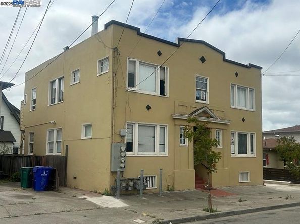 675 Brockhurst St, Oakland CA 94609