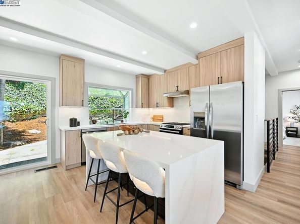 411 Vassar Ave, Berkeley CA 94708