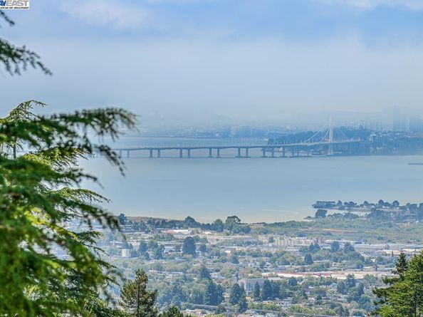 411 Vassar Ave, Berkeley CA 94708