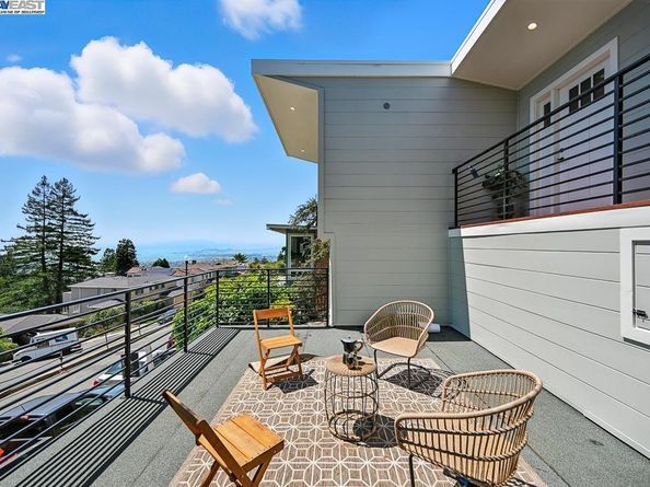 411 Vassar Ave, Berkeley CA 94708