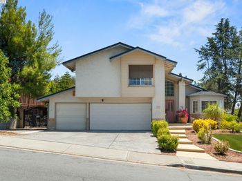4996 Eberly Dr