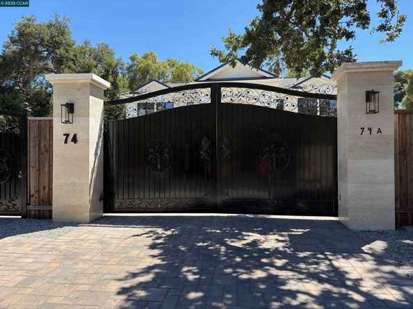 74 Middlefield Rd, Atherton CA 94027