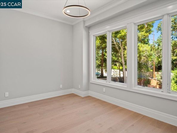 74 Middlefield Rd, Atherton CA 94027