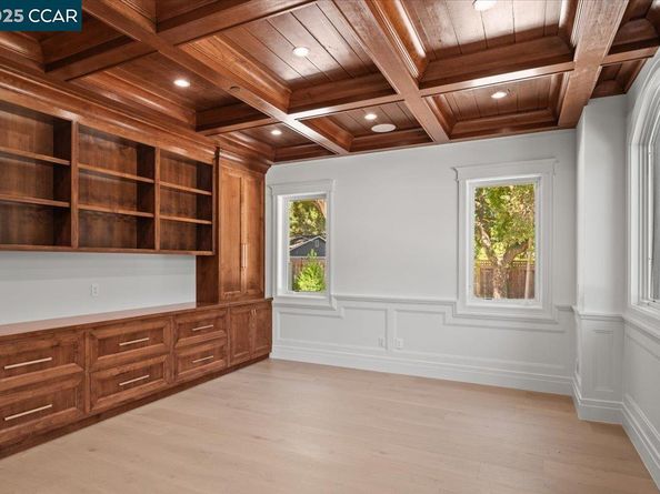 74 Middlefield Rd, Atherton CA 94027