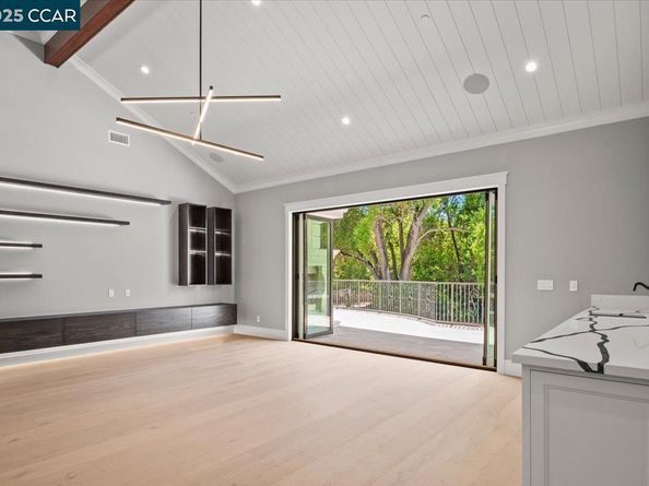 74 Middlefield Rd, Atherton CA 94027