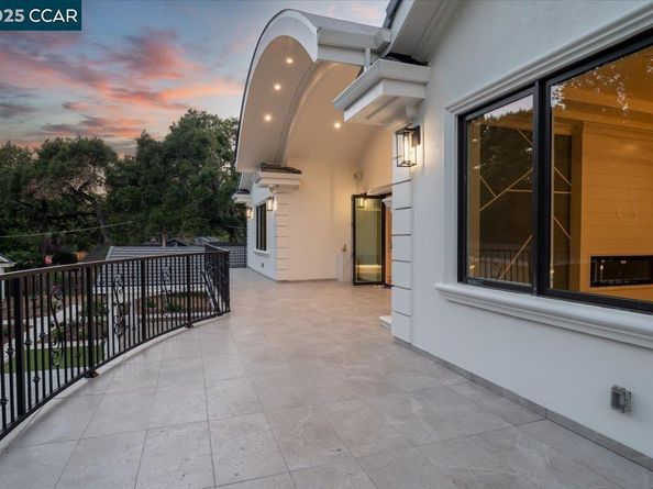 74 Middlefield Rd, Atherton CA 94027