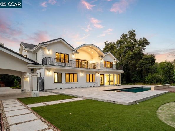 74 Middlefield Rd, Atherton CA 94027
