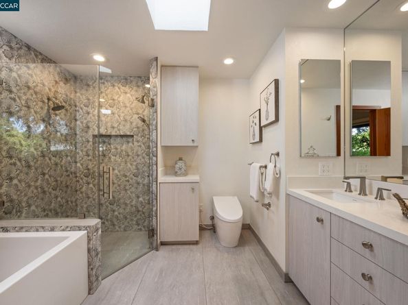 1834 Ivanhoe Ave, Lafayette CA 94549