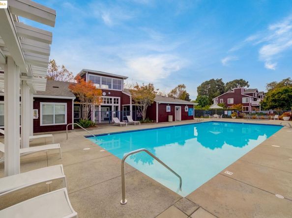 96 Bayside Ct, Richmond CA 94804