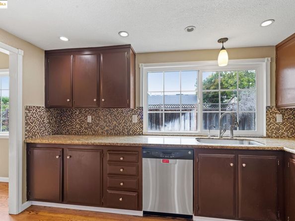 838 Hazel St, Livermore CA 94550