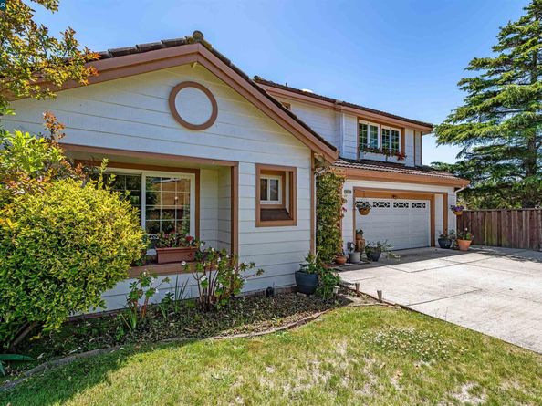 3232 Highpointe Ct, Richmond CA 94806