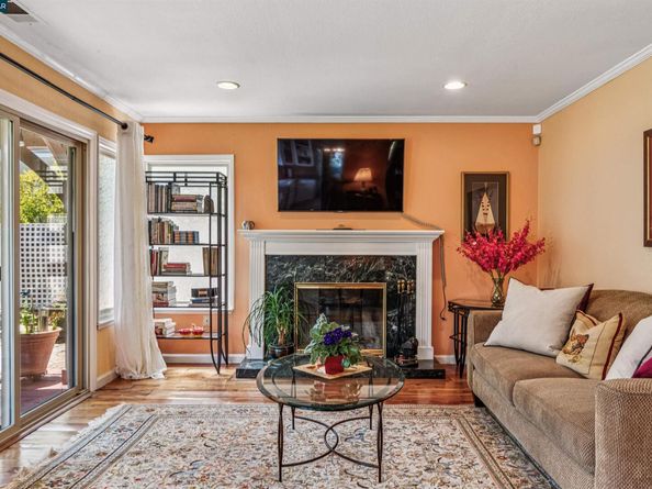 3232 Highpointe Ct, Richmond CA 94806