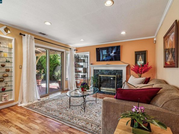 3232 Highpointe Ct, Richmond CA 94806