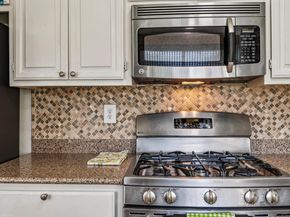 3232 Highpointe Ct, Richmond CA 94806