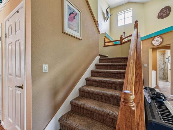 3232 Highpointe Ct, Richmond CA 94806