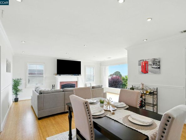 7968 Michigan Ave, Oakland CA 94605