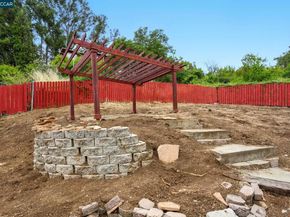 7968 Michigan Ave, Oakland CA 94605