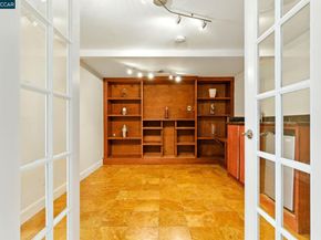 7968 Michigan Ave, Oakland CA 94605