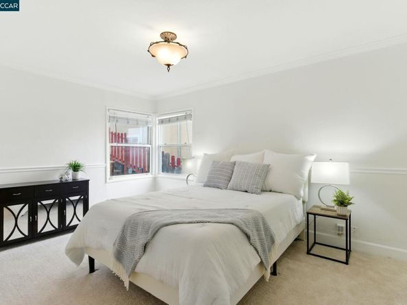 7968 Michigan Ave, Oakland CA 94605