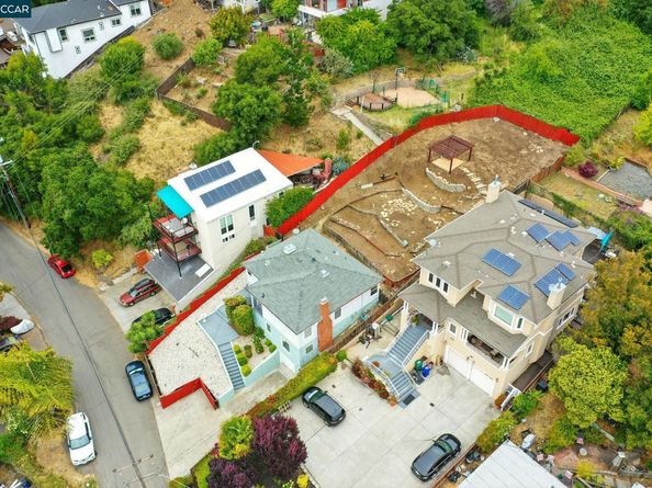 7968 Michigan Ave, Oakland CA 94605