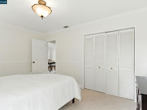 7968 Michigan Ave, Oakland CA 94605