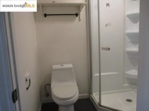 4211 Market St, Oakland CA 94608
