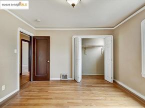 4211 Market St, Oakland CA 94608