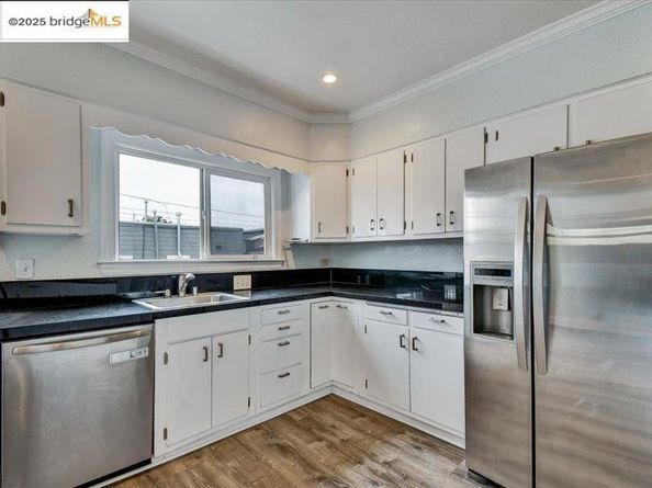 4211 Market St, Oakland CA 94608