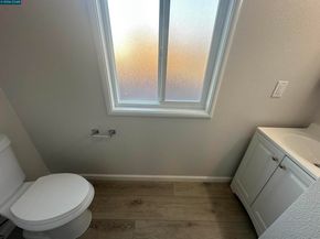 15090 Edgemoor St, San Leandro CA 94579