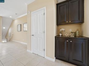 252 Sullivan Way, Hayward CA 94541