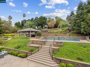 825 Bertram St, Walnut Creek CA 94598