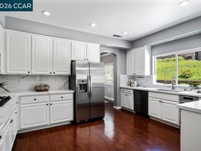 825 Bertram St, Walnut Creek CA 94598