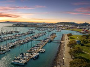 220 Marina Lakes Dr, Richmond CA 94804