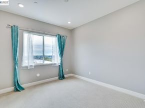 42111 Osgood Rd 519, Fremont CA 94539