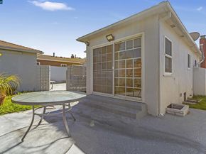 6727 W 87Th Pl, Los Angeles CA 90045