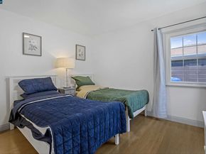 6727 W 87Th Pl, Los Angeles CA 90045